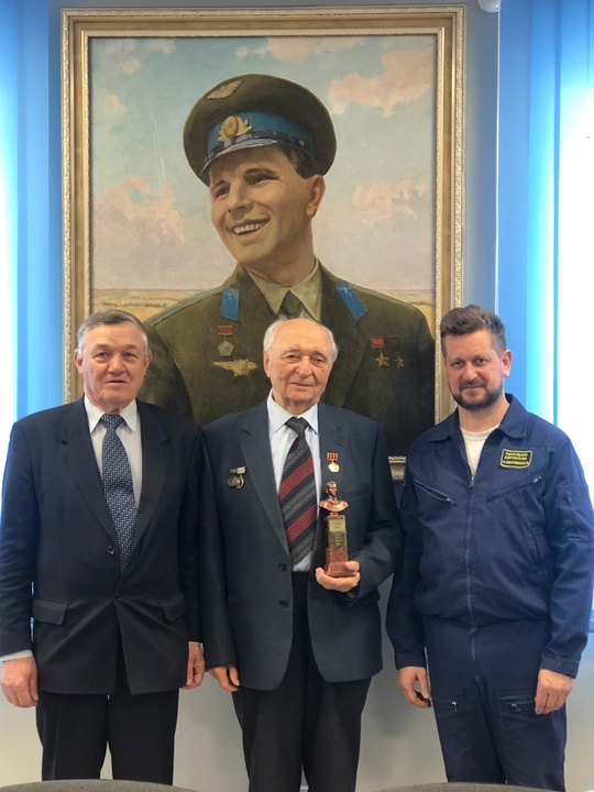 7 апреля исполнилось 90 лет Владимиру Ивановичу Кузичкину, ветерану космодрома..